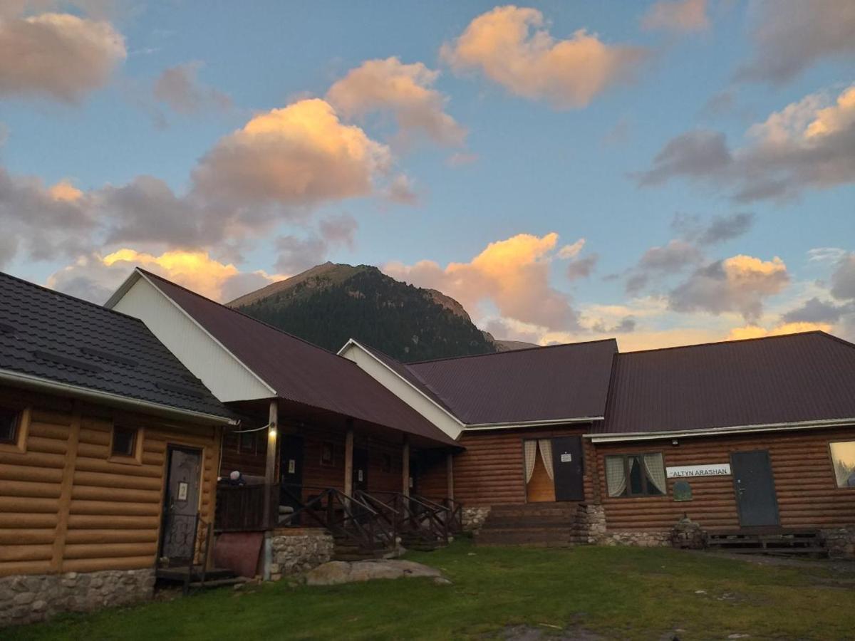 Altyn Arashan Guesthouse Exterior photo